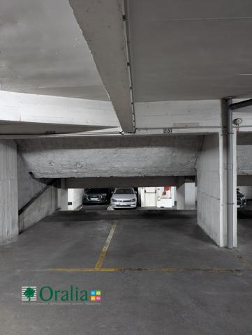 Parking · Location Paris (75009)