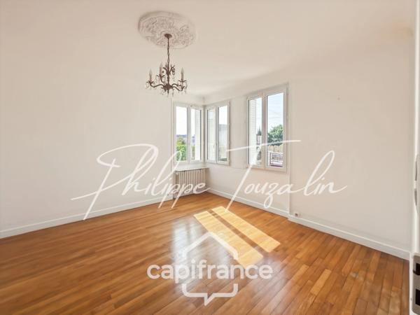 Dpt Vienne (86), à vendre CHÂTELLERAULT Maison P6 de 118 m² - Terrain de 559 m²