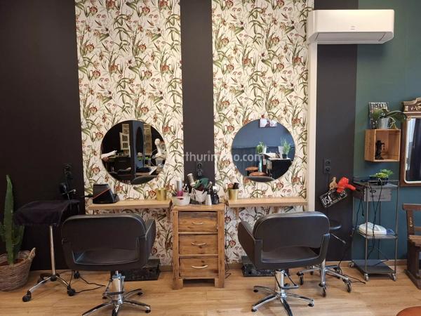 Vente                                                      Fonds de commerce
                        
                     2 pièces                      70 m2                     à Mazamet
