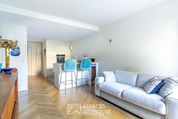 Elégant appartement rénové dans résidence emblématique avec terrasse arborée à Chantilly