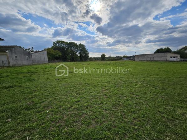 Terrain de 795 m²