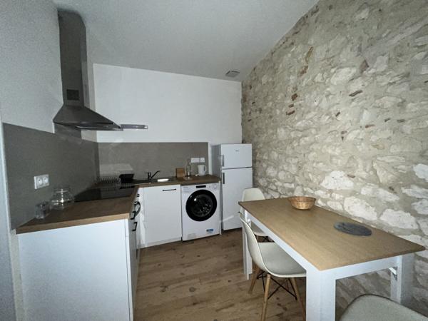 Mauvezin (32120) T3 meublé - 48m² rénové en plein cœur de Mauvezin