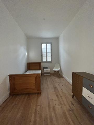 Mauvezin (32120) T3 meublé - 48m² rénové en plein cœur de Mauvezin