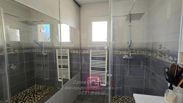 Villa Serignan 6 pièce(s) 145 m2 avec piscine et jardin