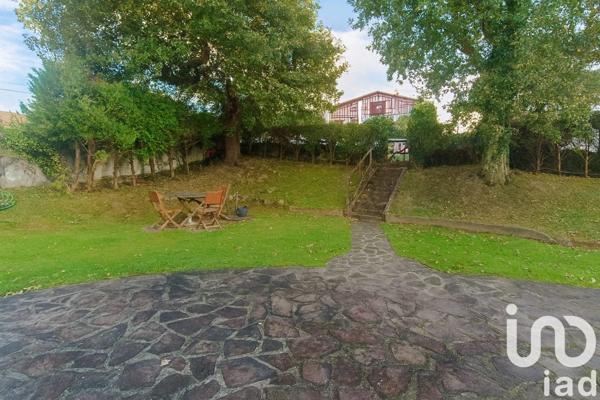 Maison à vendre 8 pièces 158 m² Saint-Jean-de-Luz
