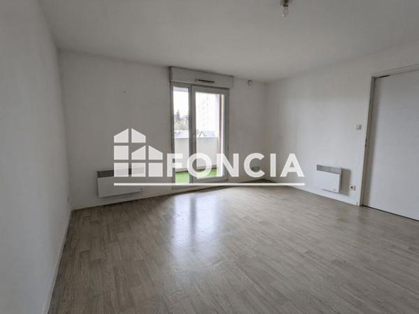 Location Appartement 2 pièces 42.3 m² - PLACE MAURIAC - 4 rue francis Bouet Cholet 49300