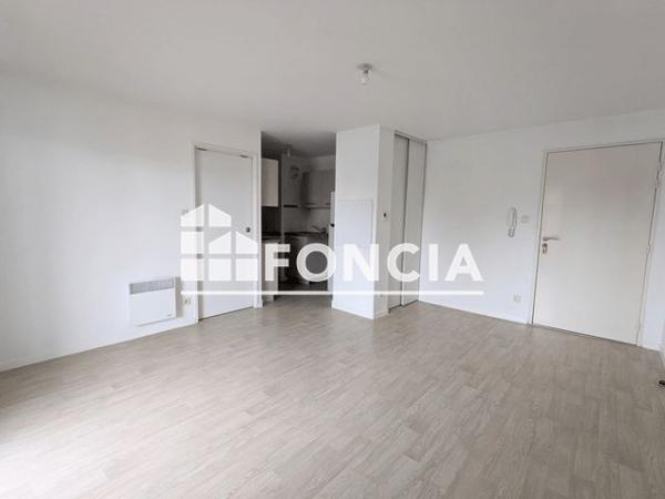 Location Appartement 2 pièces 42.3 m² - PLACE MAURIAC - 4 rue francis Bouet Cholet 49300