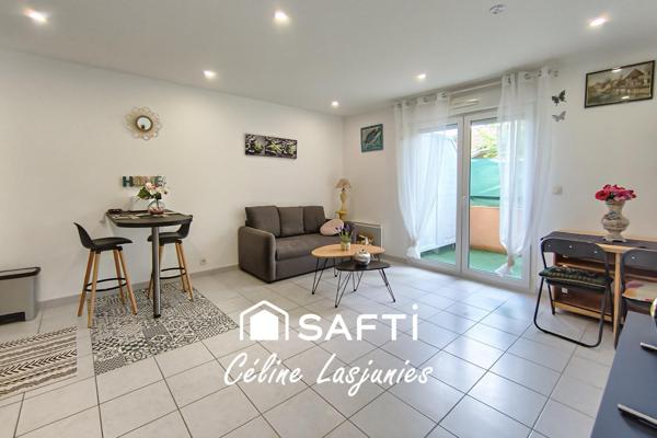 Appartement T2 rénové avec balcon et parking – Résidence calme et sécurisée