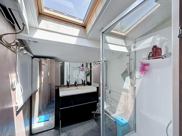 Magnifique maison 7 pièces avec jardin et garage à Nouaillé Maupertuis