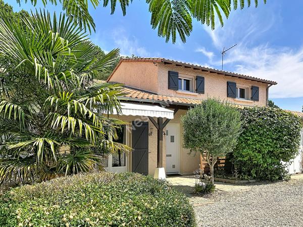 Magnifique maison 7 pièces avec jardin et garage à Nouaillé Maupertuis