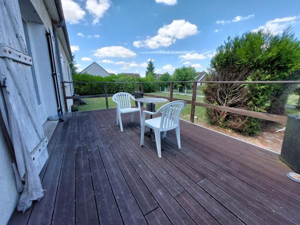 Bray sur Seine, maison 3 chambres avec sous-sol total et Piscine