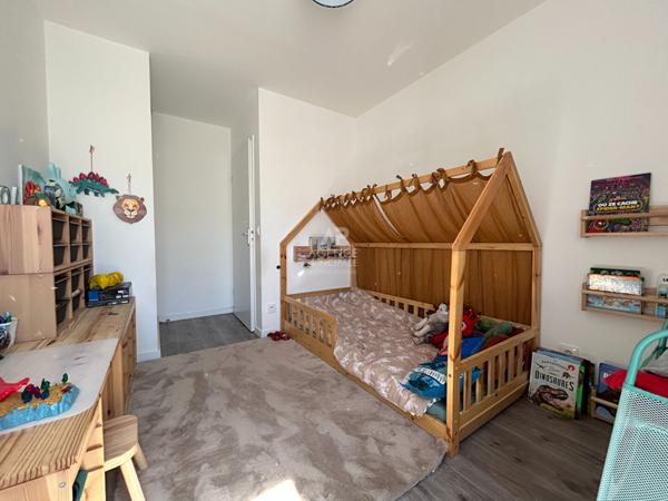 Appartement 4 pièce(s) €316 000 ** - Référence 9149