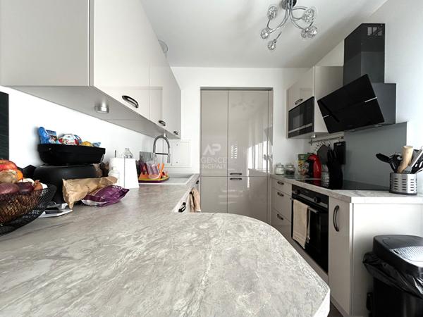 Appartement 4 pièce(s) €316 000 ** - Référence 9149