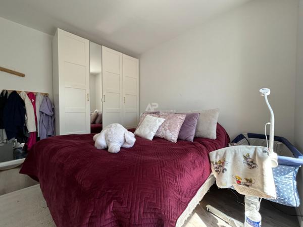 Appartement 4 pièce(s) €316 000 ** - Référence 9149