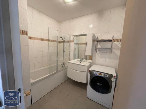 Appartement à louer 4 pièces 85.98m² Vendeville (59175)