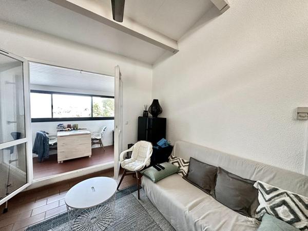 PIN ROLLAND - MAREGAU - APPARTEMENT DE TYPE 1 BiS  - CAVE - PARKING PRIVATIF