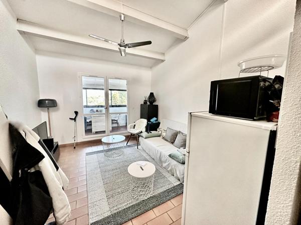 PIN ROLLAND - MAREGAU - APPARTEMENT DE TYPE 1 BiS  - CAVE - PARKING PRIVATIF