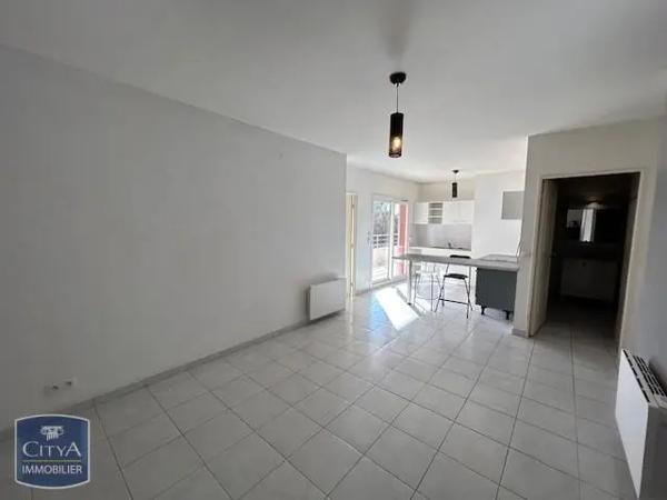 Appartement à louer 2 pièces 43.61m²