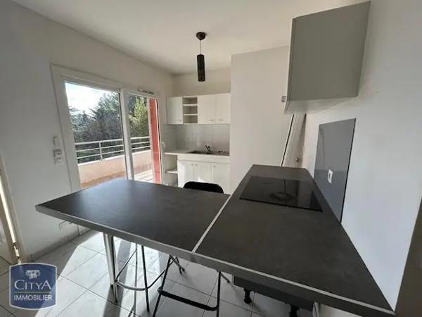 Appartement à louer 2 pièces 43.61m²