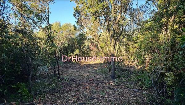 Terrain à vendre de 1 800 m²