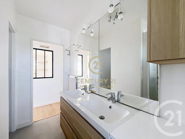 Appartement T3 à vendre  3 pièces - 62,37 m 2   RENNES  - 35