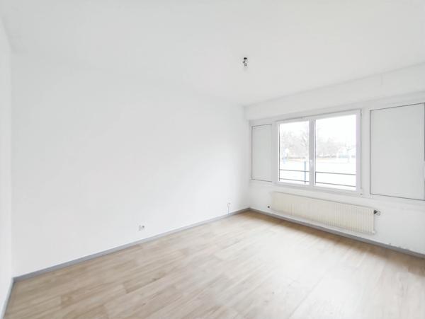 Appartement 4 pièces 77m² à rénover - THONON LES BAINS (74)