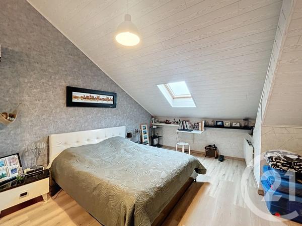 Maison à vendre  6 pièces - 130 m 2   CHATELAUDREN  - 22