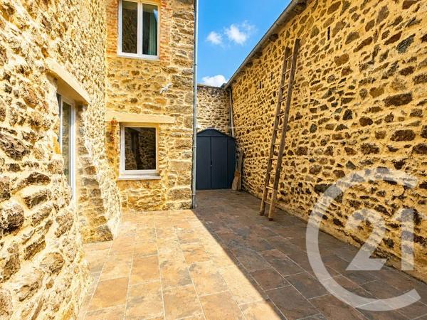 Maison à vendre  6 pièces - 130 m 2   CHATELAUDREN  - 22