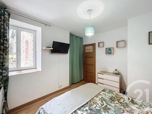 Maison à vendre  6 pièces - 130 m 2   CHATELAUDREN  - 22