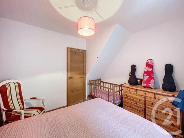 Maison à vendre  6 pièces - 130 m 2   CHATELAUDREN  - 22