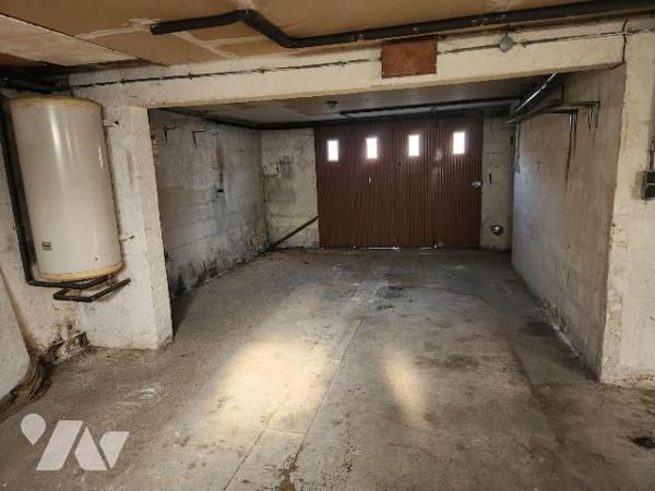 À VENDRE À BAYEL - PAVILLON AVEC LOGEMENT INDÉPENDANT ET SOUS-SOL

Situé à Bayel, village emb...