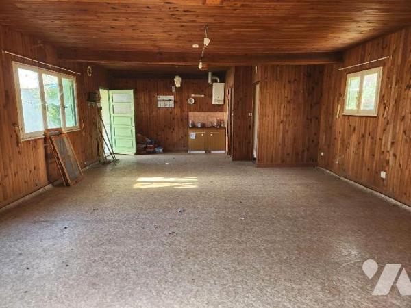 À VENDRE À BAYEL - PAVILLON AVEC LOGEMENT INDÉPENDANT ET SOUS-SOL

Situé à Bayel, village emb...