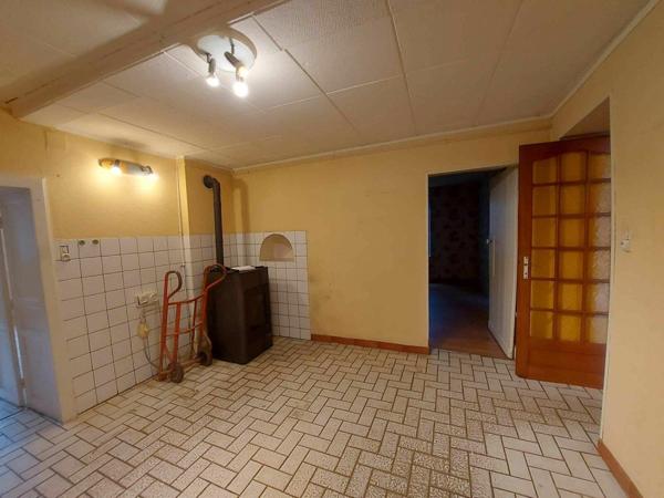 Maison à vendre    6 pièces •  La Salle