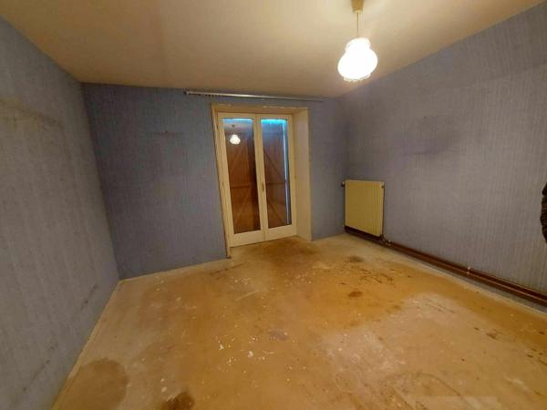 Maison à vendre    6 pièces •  La Salle