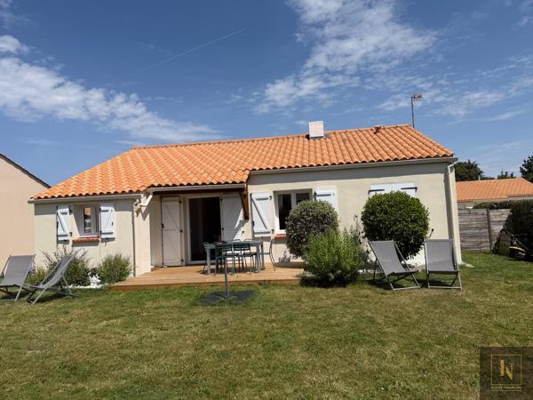 Maison
                                                                                                                                                                                                                                                                                                                        4 pièce(s)                                                                                                                                                                                                          3 chambre(s)                                                                                                                                                                                                          85  m²