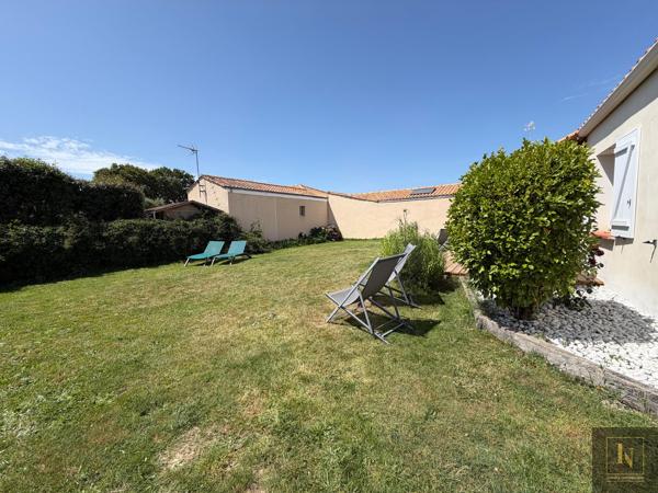Maison
                                                                                                                                                                                                                                                                                                                        4 pièce(s)                                                                                                                                                                                                          3 chambre(s)                                                                                                                                                                                                          85  m²