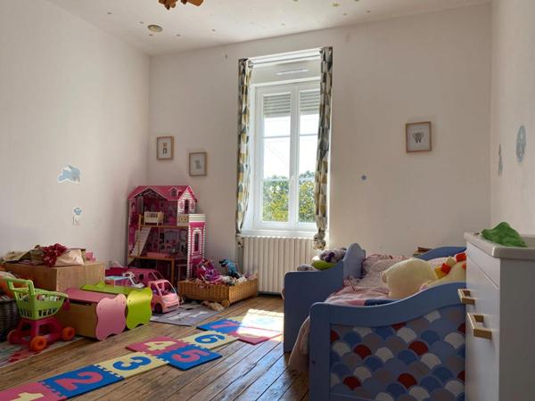 Maison Bouere 6 pièce(s) 239 m2 avec logement annexe