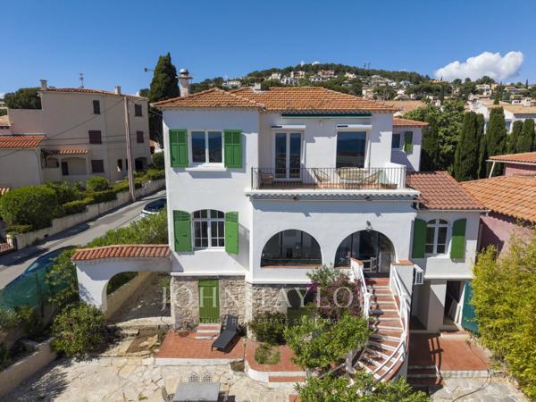 Appartement indépendant avec vue mer à Bandol – Jardin et potentiel d’aménagement