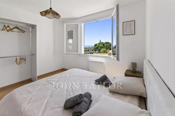 Appartement indépendant avec vue mer à Bandol – Jardin et potentiel d’aménagement
