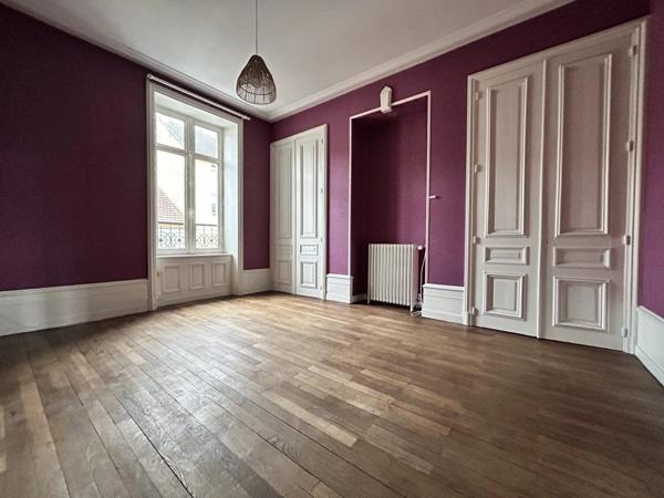 Vente Maison 8 pièces 252 m2 à Saint-Dié-des-Vosges