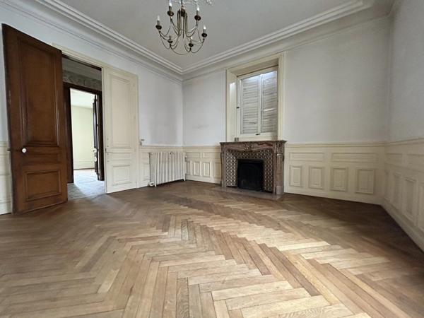 Vente Maison 8 pièces 252 m2 à Saint-Dié-des-Vosges