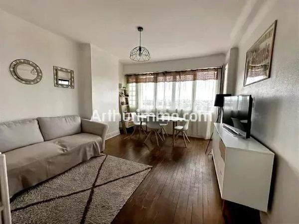 Vente                                                      Appartement
                        
                     2 pièces                      47 m2                     à Le Havre