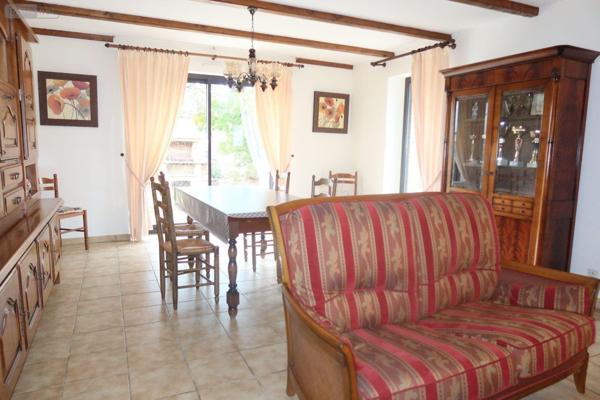 Maison à vendre à Landivisiau dans le Finistère (29400), ref : 4110