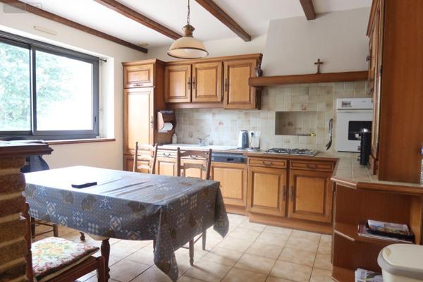 Maison à vendre à Landivisiau dans le Finistère (29400), ref : 4110