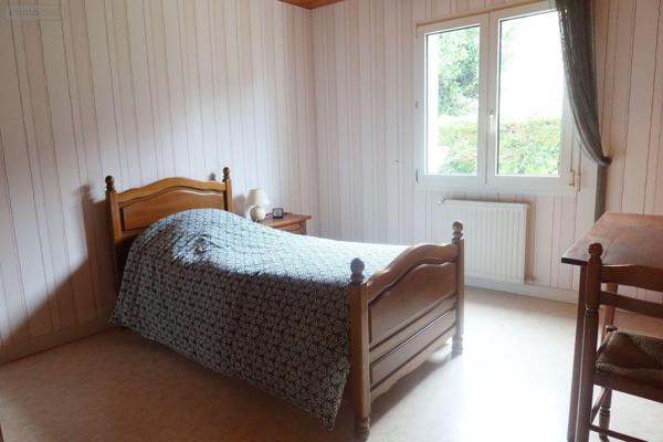 Maison à vendre à Landivisiau dans le Finistère (29400), ref : 4110