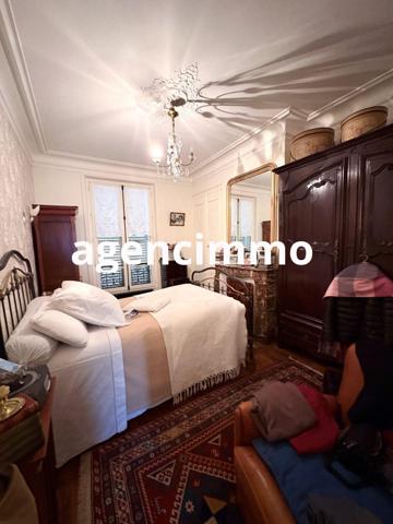 À vendre - T5 et plus, 5 pièces situé à Paris (75018)