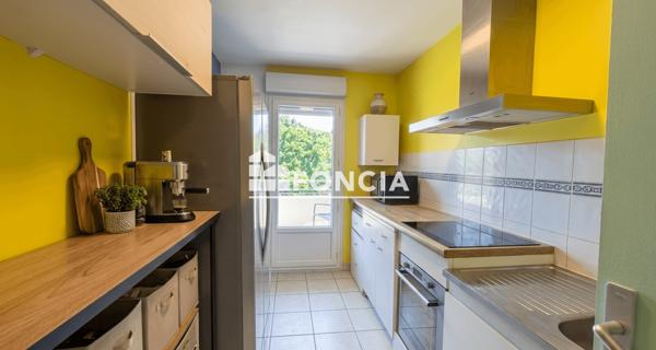 À vendre Appartement 2 pièces 53.35 m² - Marseille 13008