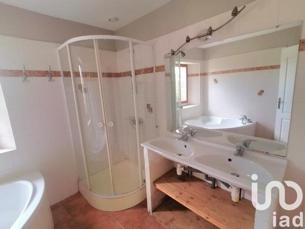 Maison à vendre 5 pièces 122 m² La Selle-en-Hermoy