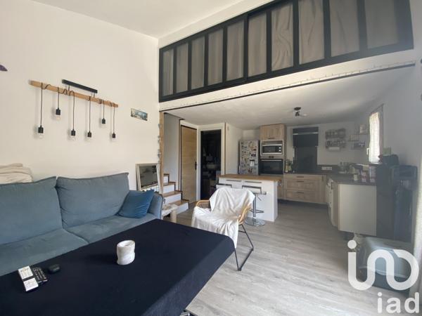 Maison 2 pièces de 34 m² à Eyguières (13430)