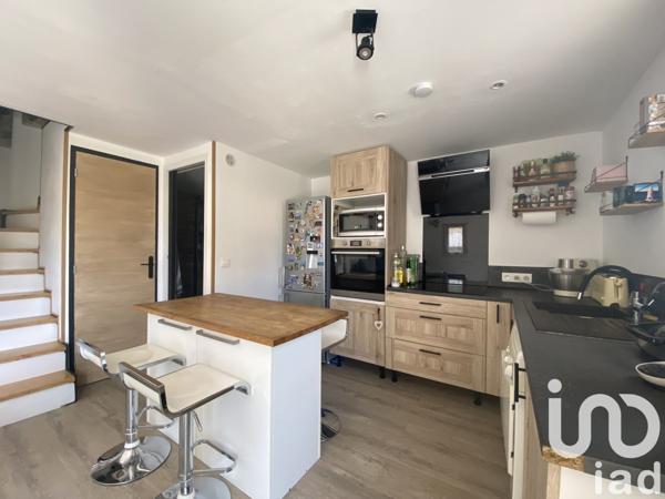 Maison 2 pièces de 34 m² à Eyguières (13430)